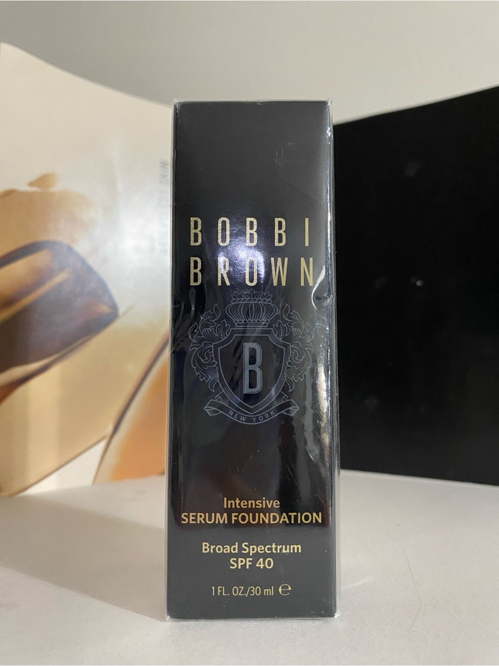 Bobbi Brown Intensive Serum Foundation, Broad Spectrum SPF 40, W-064 Honey, 1 OZ